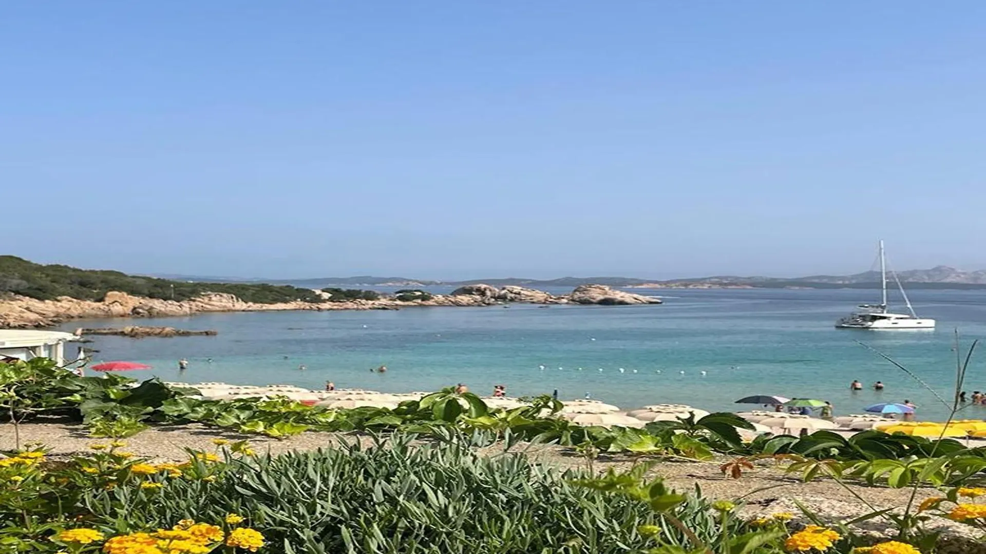 Seaside Apartment Baja Sardinia 6Pl July 150 M From Smeraldo Beach Itália